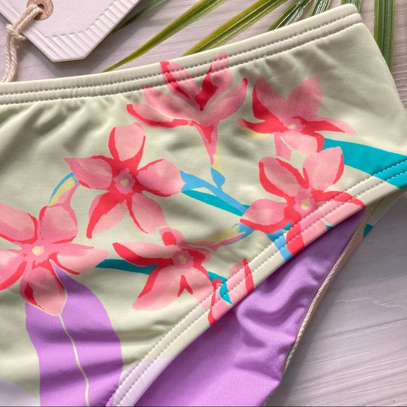 Billabong 🌸 Lost in Daydreams Floral Tropical Maui Bikini Bottom - Picture 5 of 13